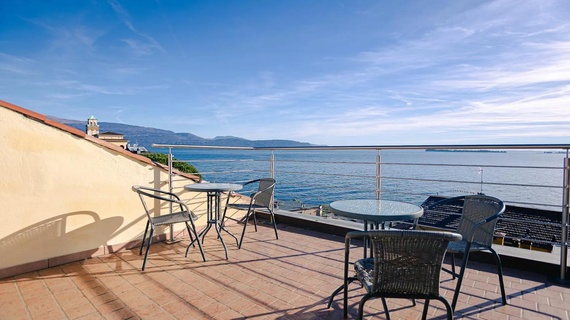 Apartmán Magnifica Terrazza - Lake View Gardone Riviera